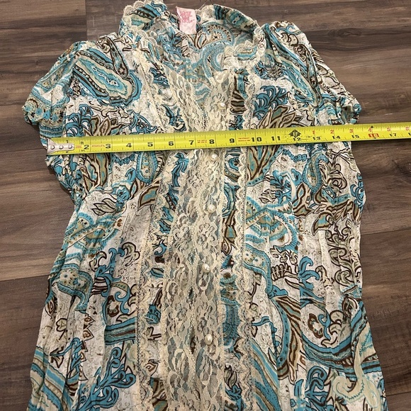 Faded Glory Vintage Y2K Turquoise and Beige Patterned Top - Picture 2 of 5